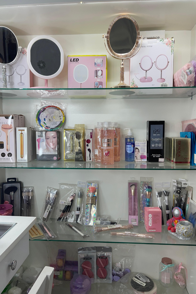 Galería SELF LOVE MAKEUP